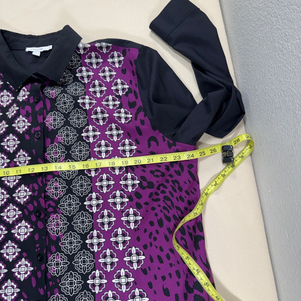 Chico's Purple Medallion No Iron Stretch Tunic Button Down Chico's Size 3.5 18 - Picture 3 of 16